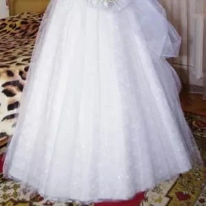 Продаю счастливое свадебное платье в отличное состоянии. 