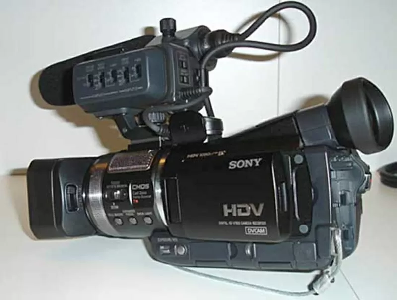 видеокамера Sony HDR-HC1E HDV CMOS матрица